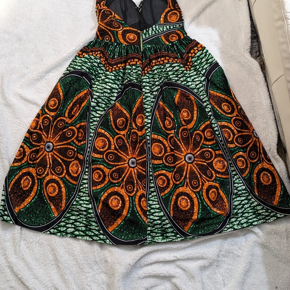 Dresse - Picture 1 of 6